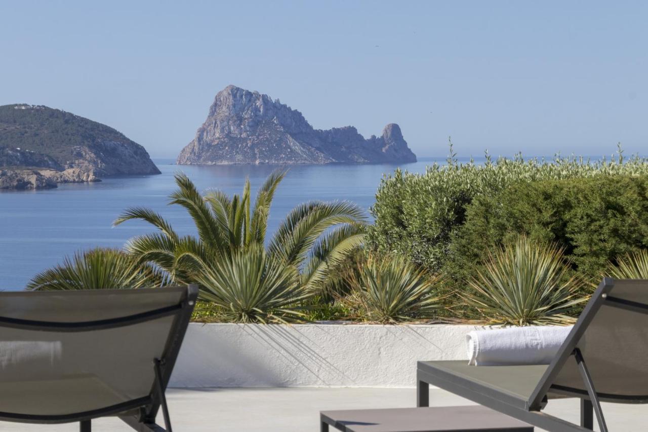 Es Vedre: Beachside Ibiza Retreat With Sea Views Pousada